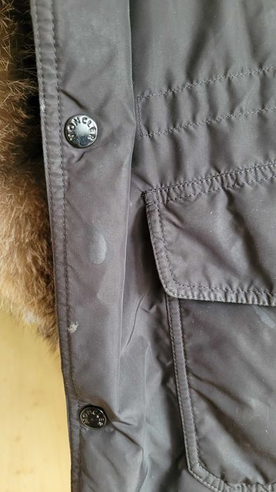 Sprzedam oryginalną kurtkę puchową Moncler