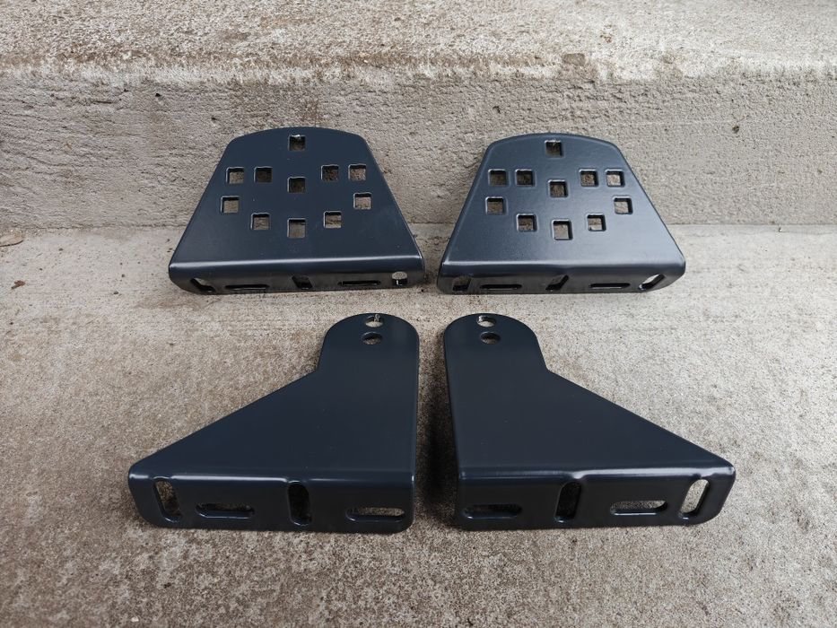 Mocowania do napędu NICE Wingo – komplet do słupków 100x100, RAL 7016