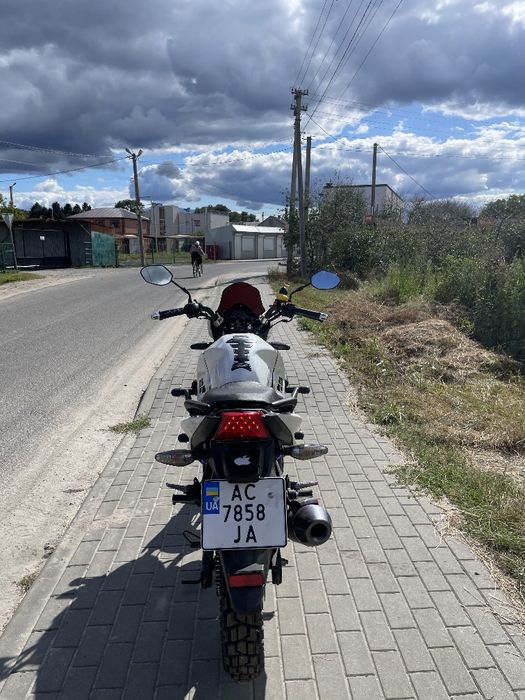 Продам Ліфан кп 200