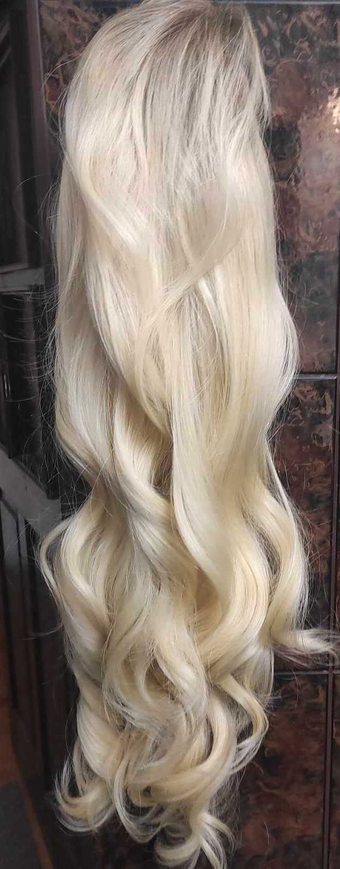 Peruka lace front bardzo jasny złocisty blond włosy jak naturalne