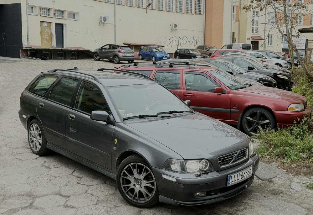 Volvo V40 2.0T 200KM 2003r Rzadka Wersja T4 Po Serwisie Polift LPG