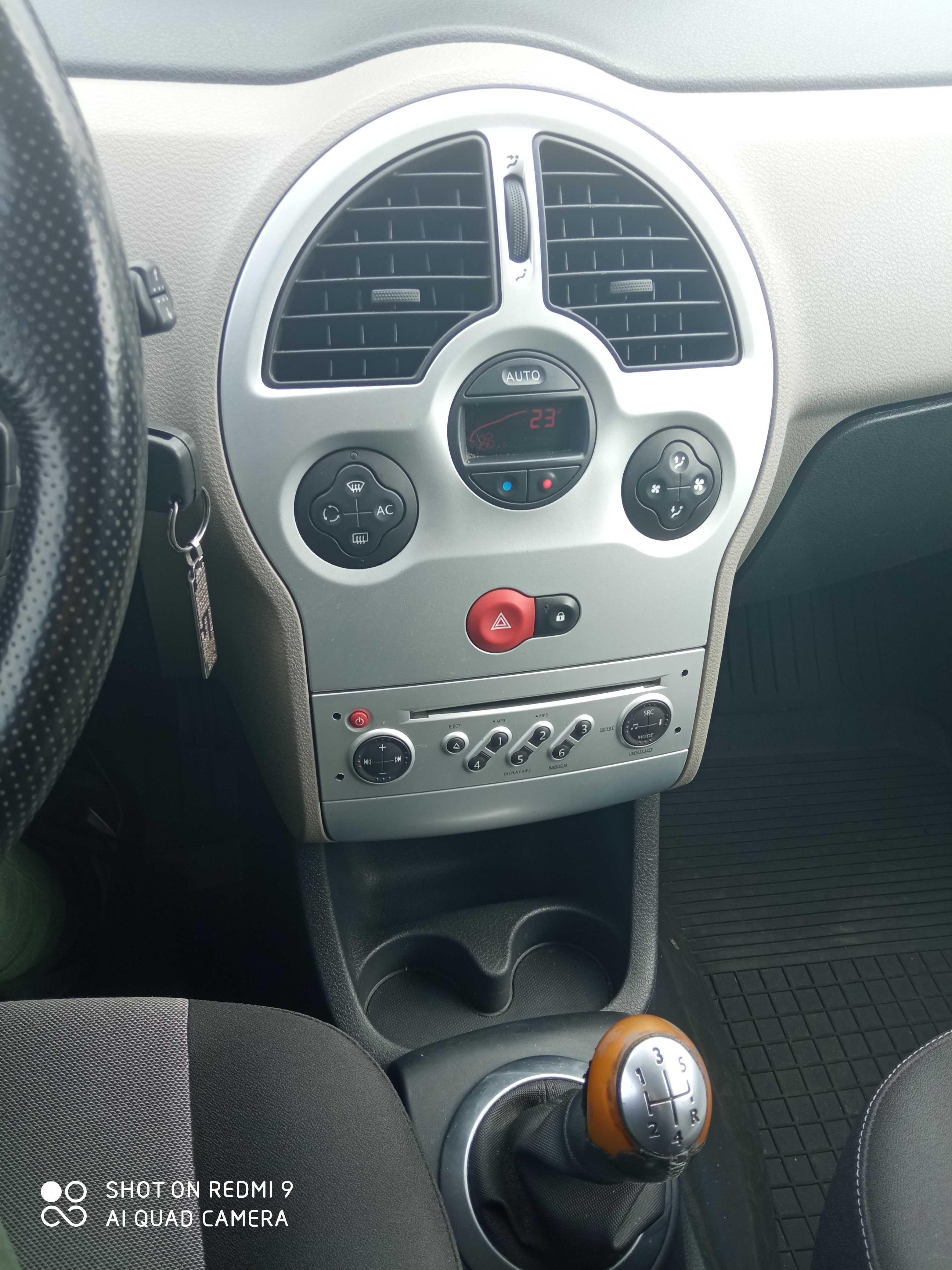 Renault Grand Modus 1.5 DCI rok produkcji 2008