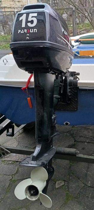 Лодочный мотор Parsun 15 двухтактный идеальное состояние