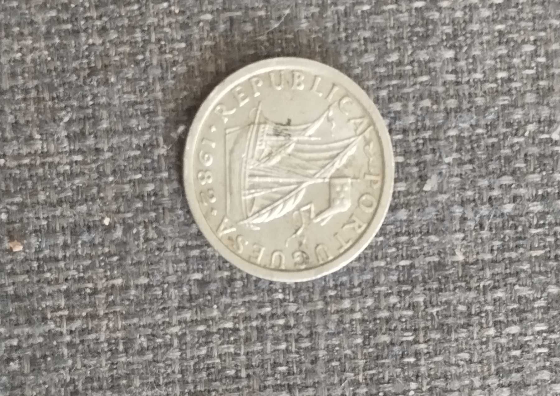 Moeda antiga de portugal de 1982