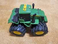 traktor dla dzieci John Deer Monster