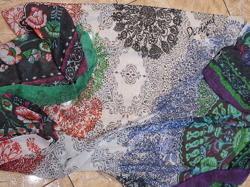 Desigual duża chusta