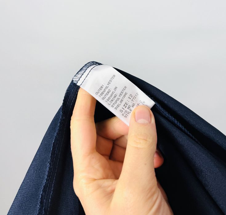 Granatowa sukienka z koronkową górą L 40 Floyd