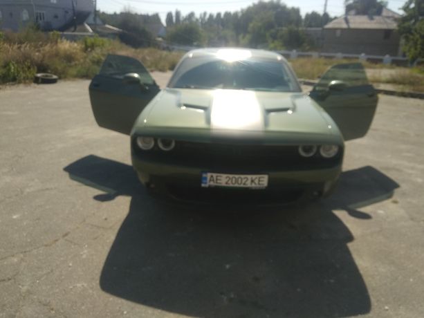 Продам Dodge Challenger - 2018 г.в. ни крашена ни одна деталь