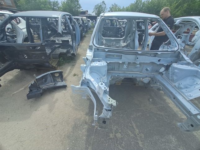 Четверть передняя правая MITSUBISHI OUTLANDER 22- 76232W060P