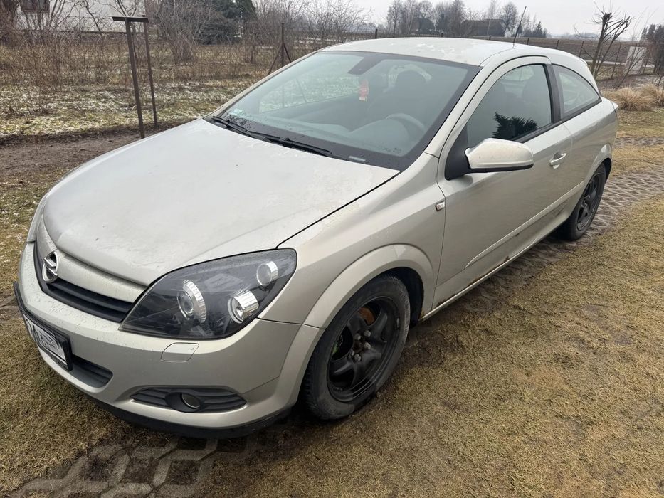 Opel Astra Opel Astra Opel Astra H GTC / 200KM / LPG / Pannacotta / RECARO