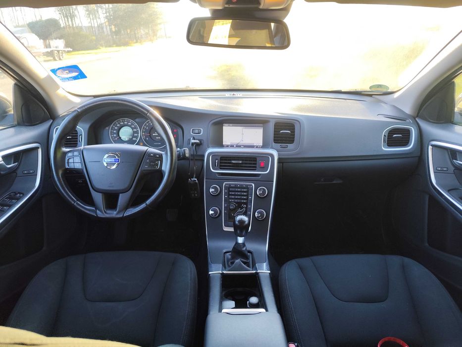 Volvo V60 2011r 1.6 Benzyna T3 manualna