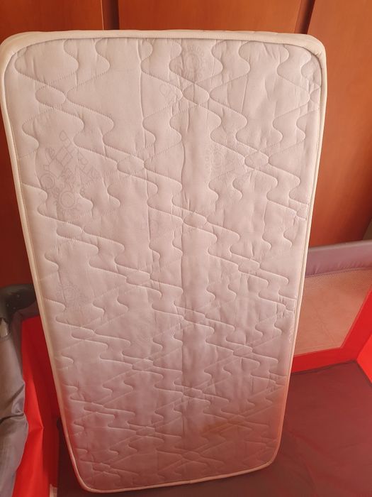 Colchão para berço de bebé