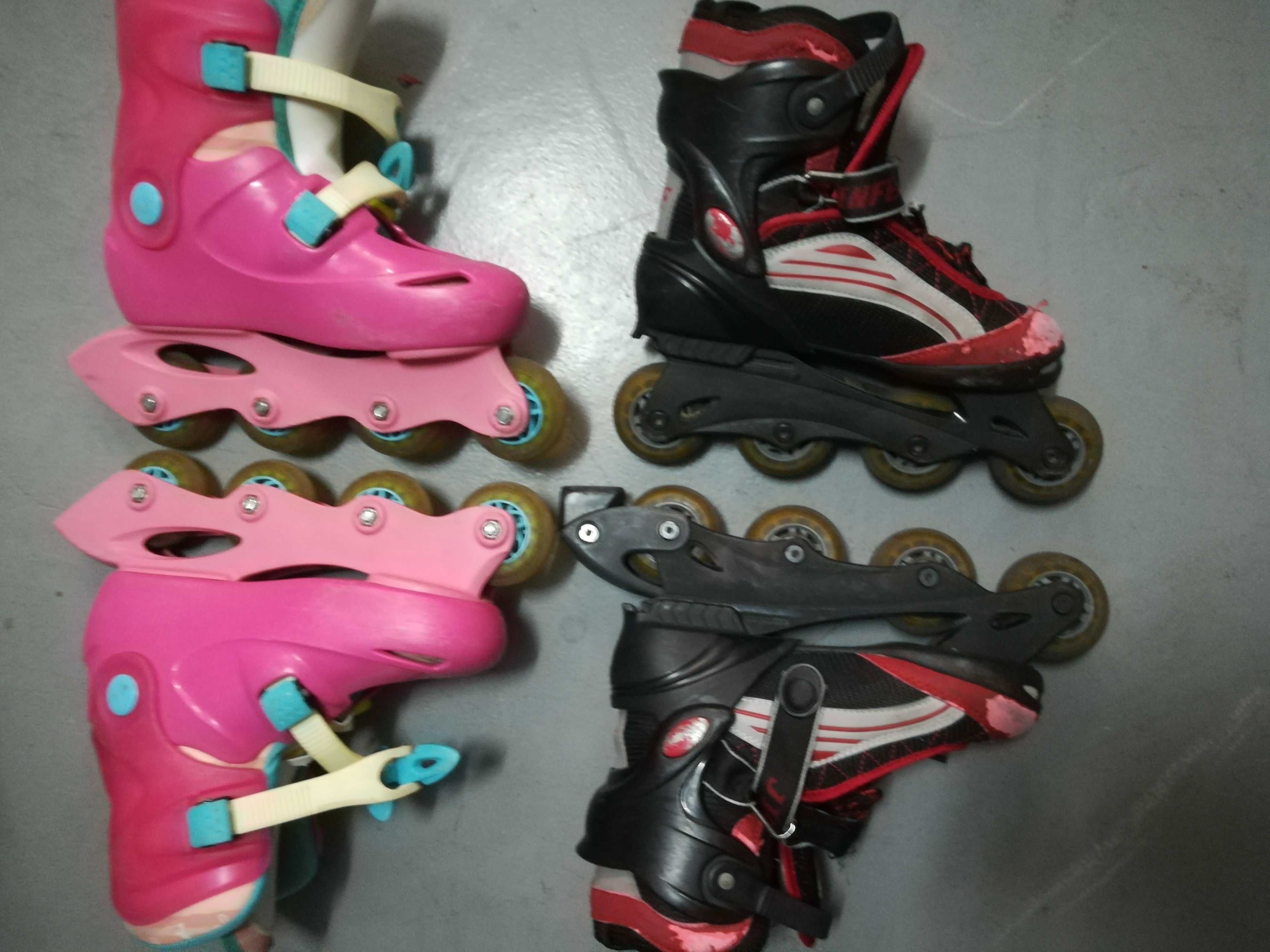 Patins em linha cor rosa e outros pretos