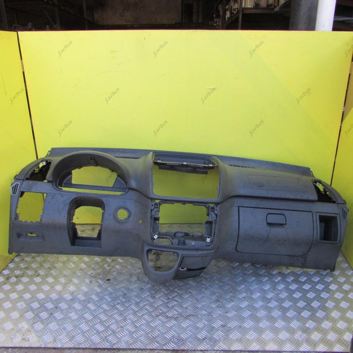 Торпедо панель передня Mercedes Vito W639 Вито 639  панелька Шрот В6