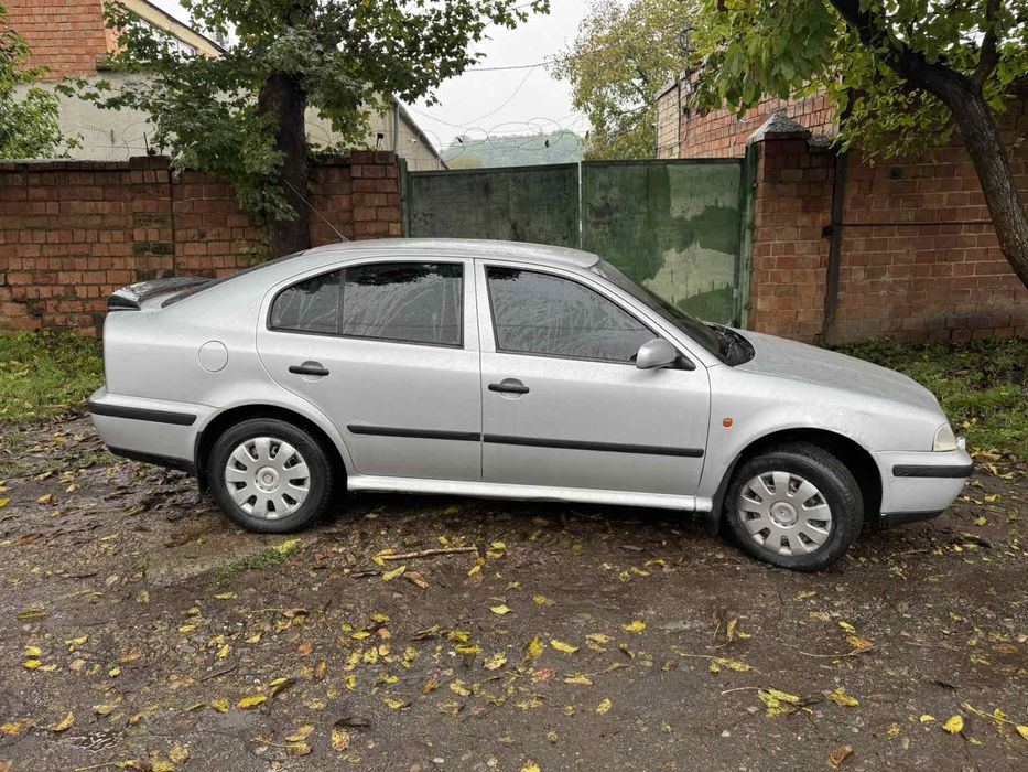 Продам шкоду Октавія