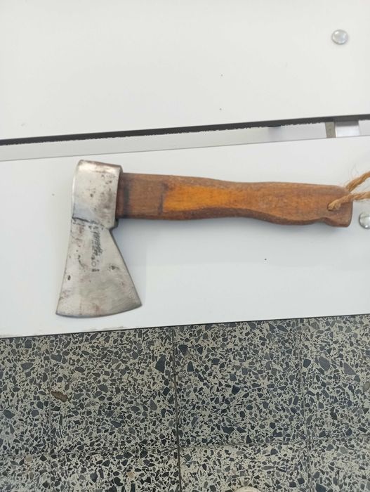 Machado antigo com gravação