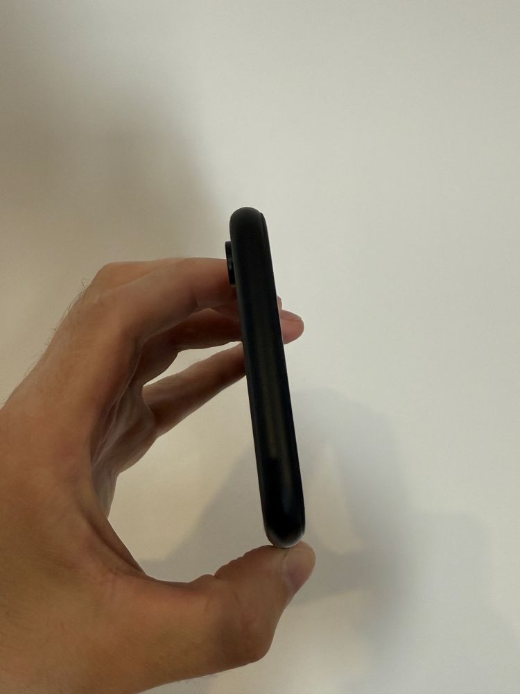 Apple iPhone XR 128GB Black Черный Темный Неверлок