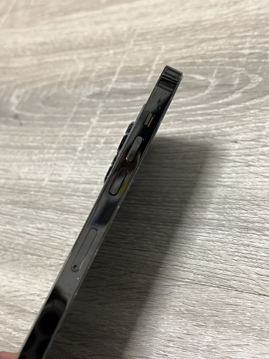 iPhone 14 Pro uszkodzony