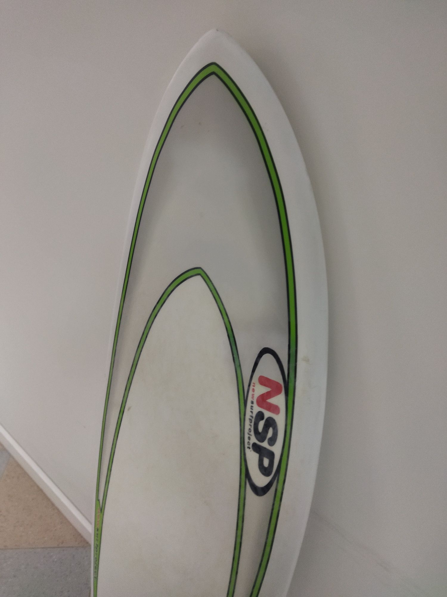 Prancha de surf NSP 5.6 impecavel