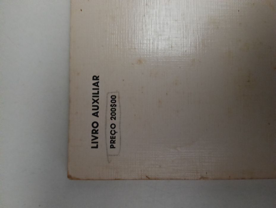 Livro antigo Farsa de Inês Pereira