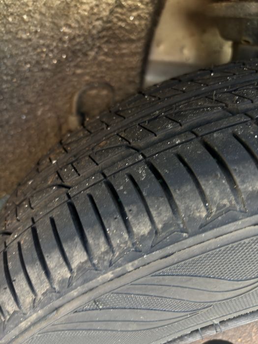 Pneus 165/70 R13