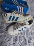 Tenis ADIDAS   usado