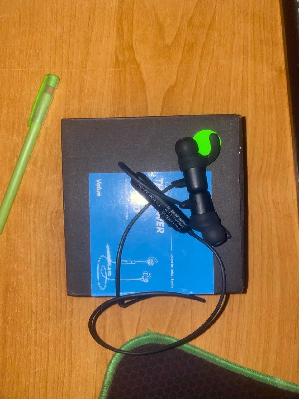 Беспроводные наушники Soundpeats RunFree Lite.