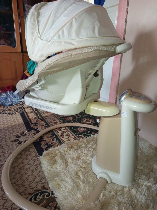 Крісло гойдалка Graco