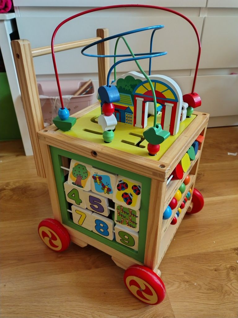 Wózek pchacz jeździk 6w1