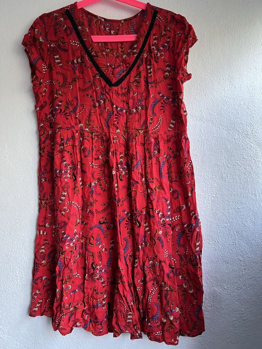 Piekan , dziewczeca , czerwona sukienka