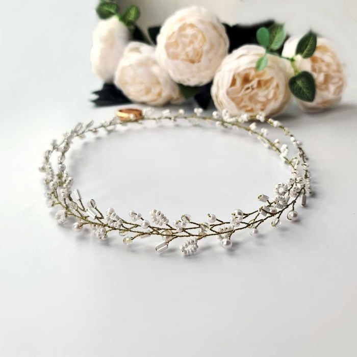 Весільні аксесуари для нареченої білий віночок у зачіску, гілочка 80см