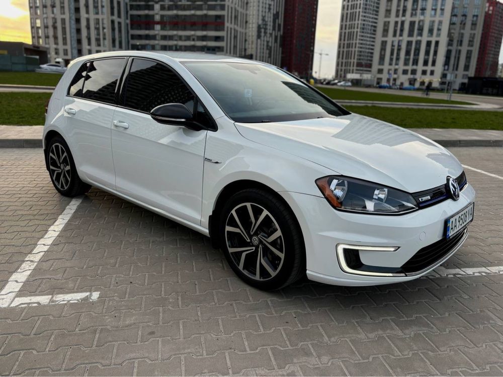 Volkswagen e-golf 2016 24.2 Kwh