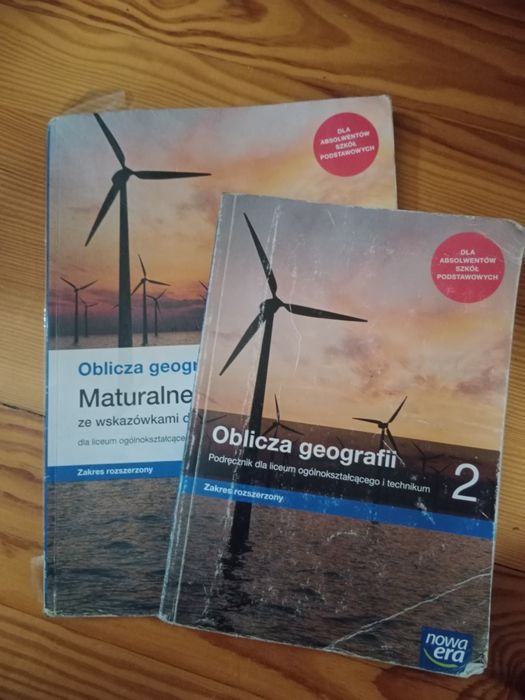 Podręcznik oblicza geografii 2 + maturalne karty pracy
