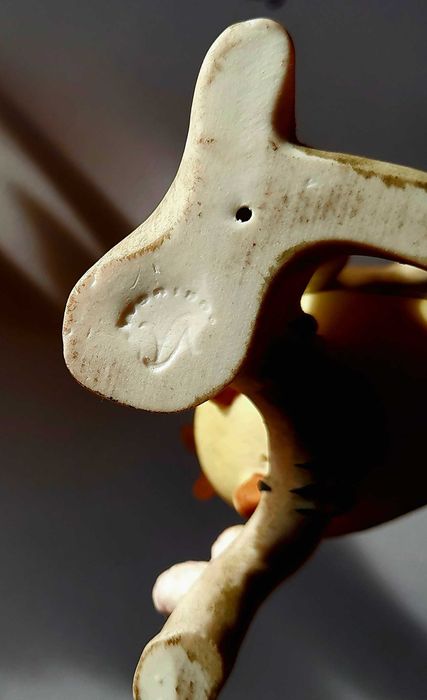 Vista Alegre: biscuits pardal e carriça; Le Tallec : vaso Limoges.