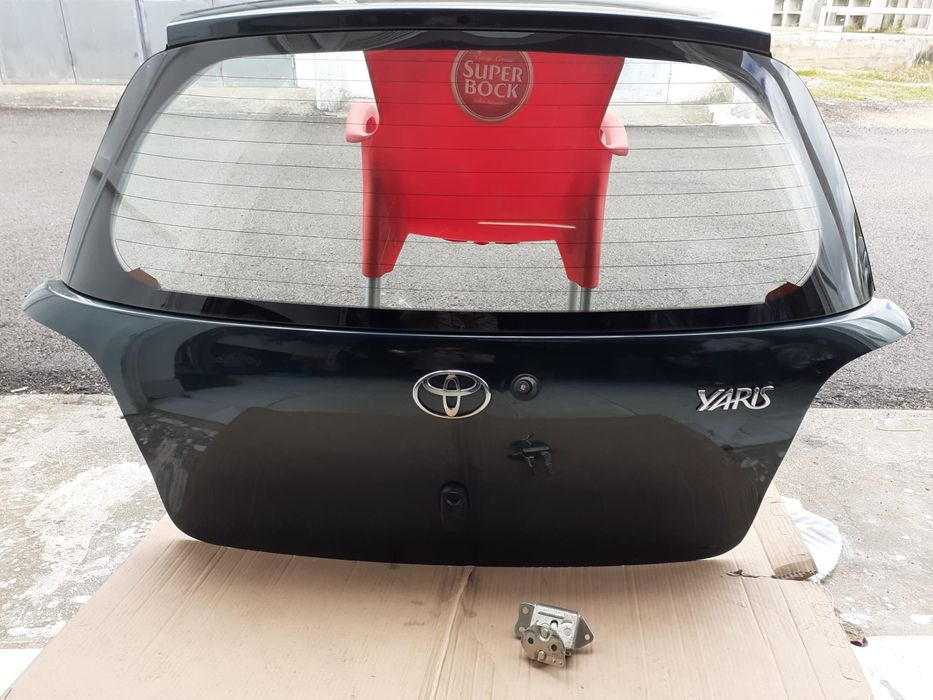 Porta da mala e fecho + motor com escova limpa parabrisas + instalação