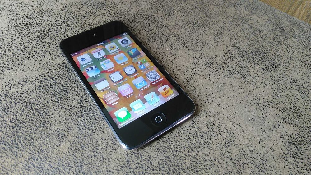 Apple Ipod A1367 робочий незаблокований 8 гб оригінал+ кабель