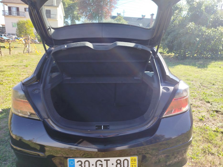 Opel Astra GTC 1.3 CDTI 90cv