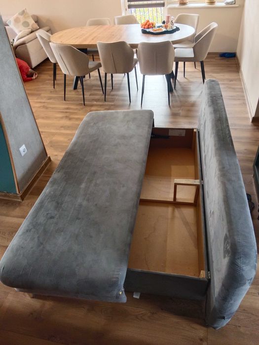 Sprzedam szarą sofeę