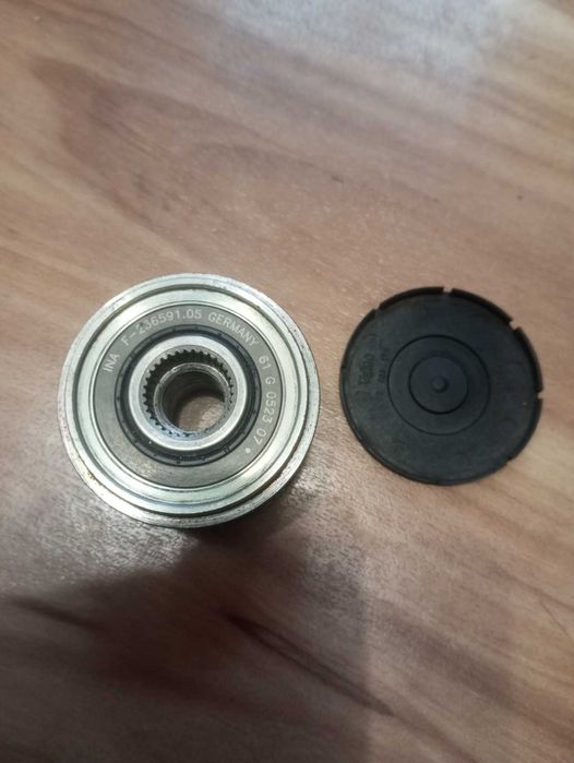 Шків генератора інерційний F236591 Citroen Berlingo В9 1.6 дизель