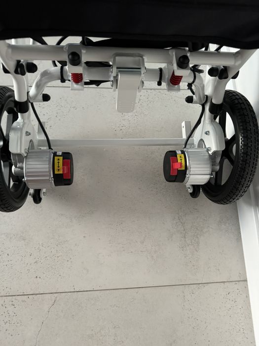 Wózek inwalidzki elektryczny nowy