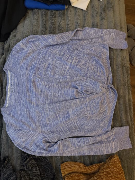 Гарна кофтинка светр жіночий