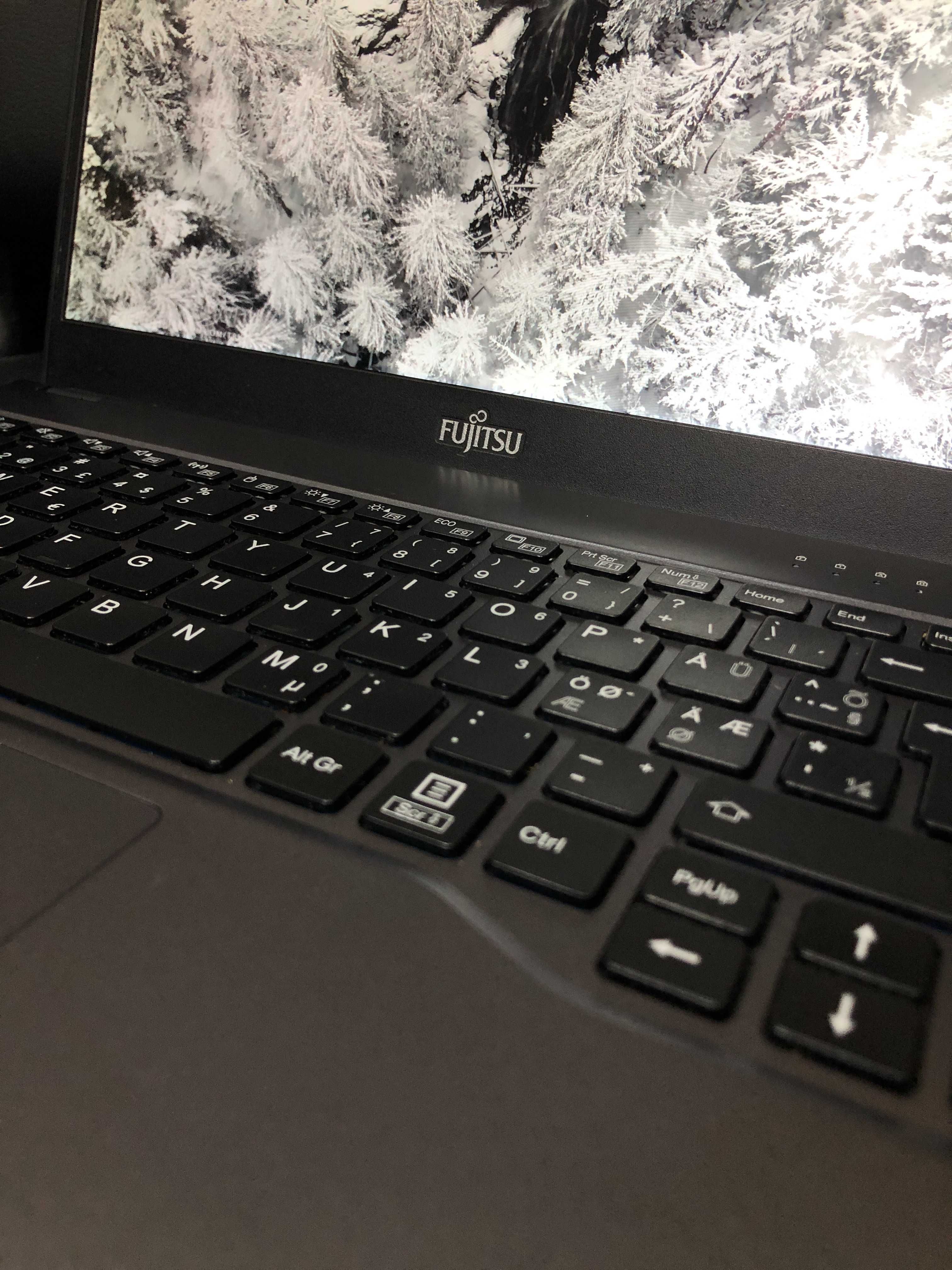 Ноутбук Fujitsu LIFEBOOK U938/13.3"FHD/i5-8/8GB/128GB/Гарантія/ОПТ