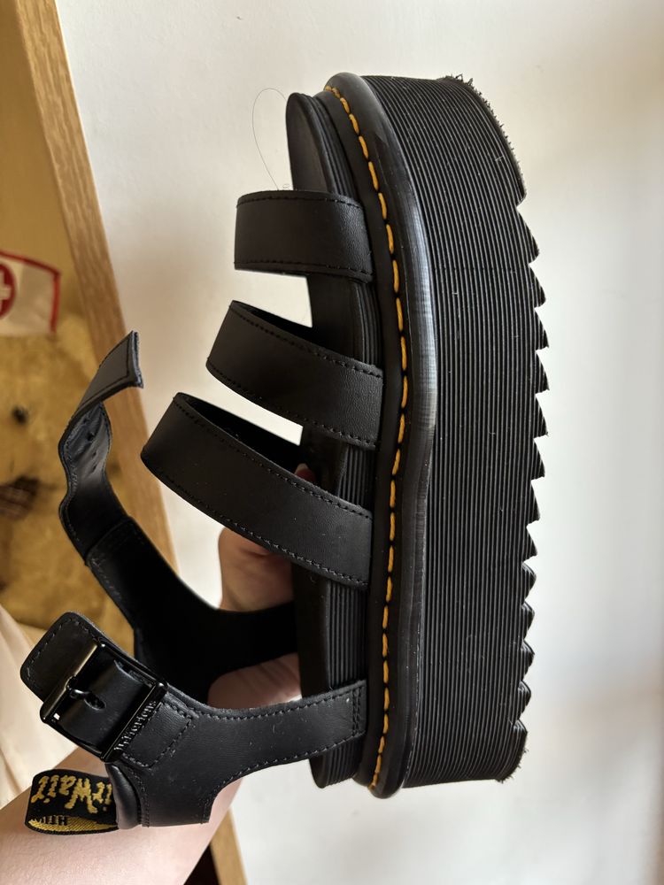 Dr.Martens оригінал босоніжки