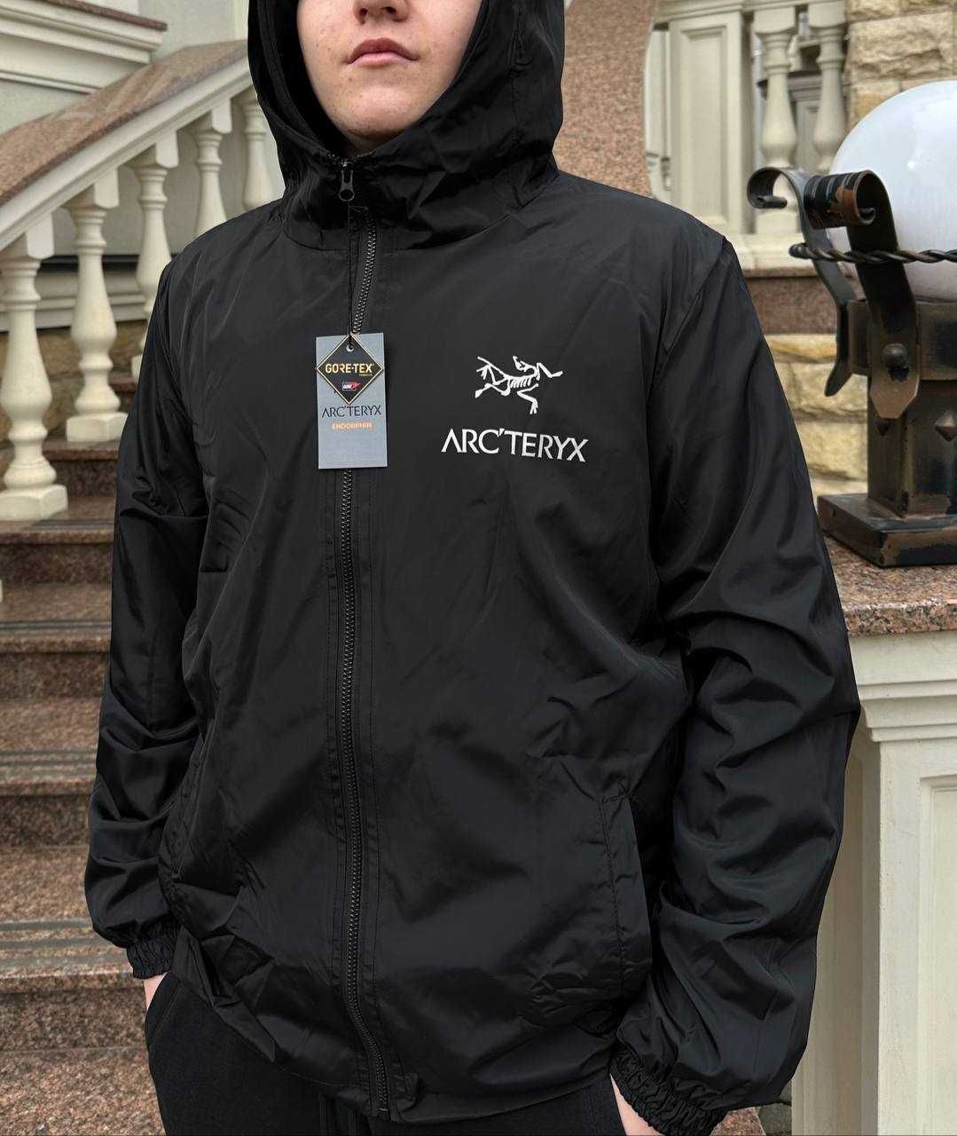 Чорна чоловіча куртка вітровка Артерікс / Arcteryx гортекс