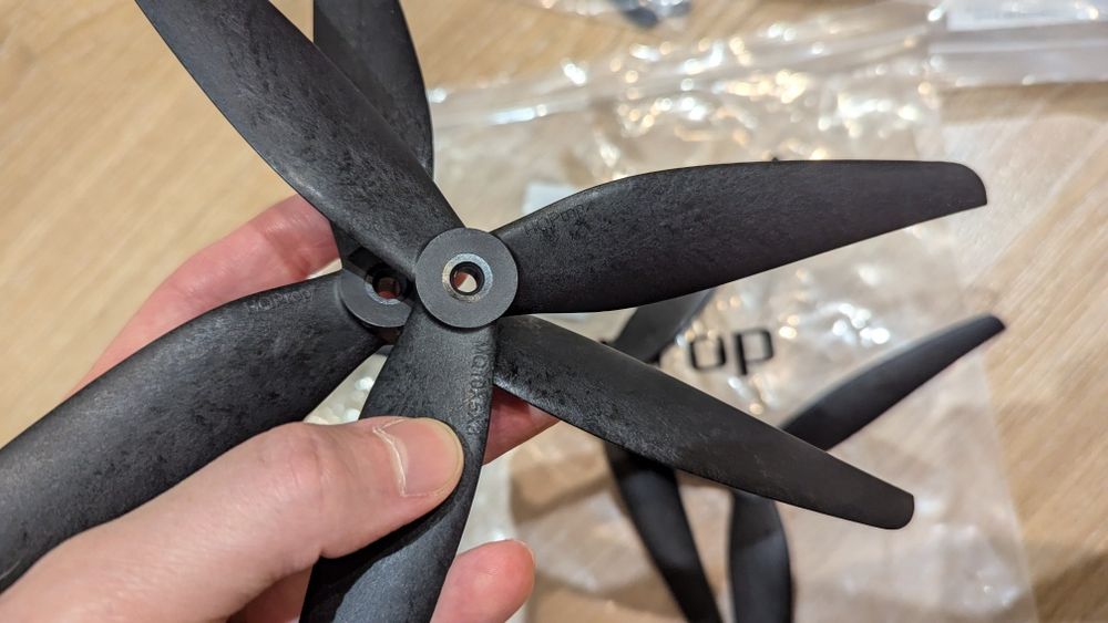 Пропеллер HQPROP 10 дюймов для FPV дрона 10х5х3