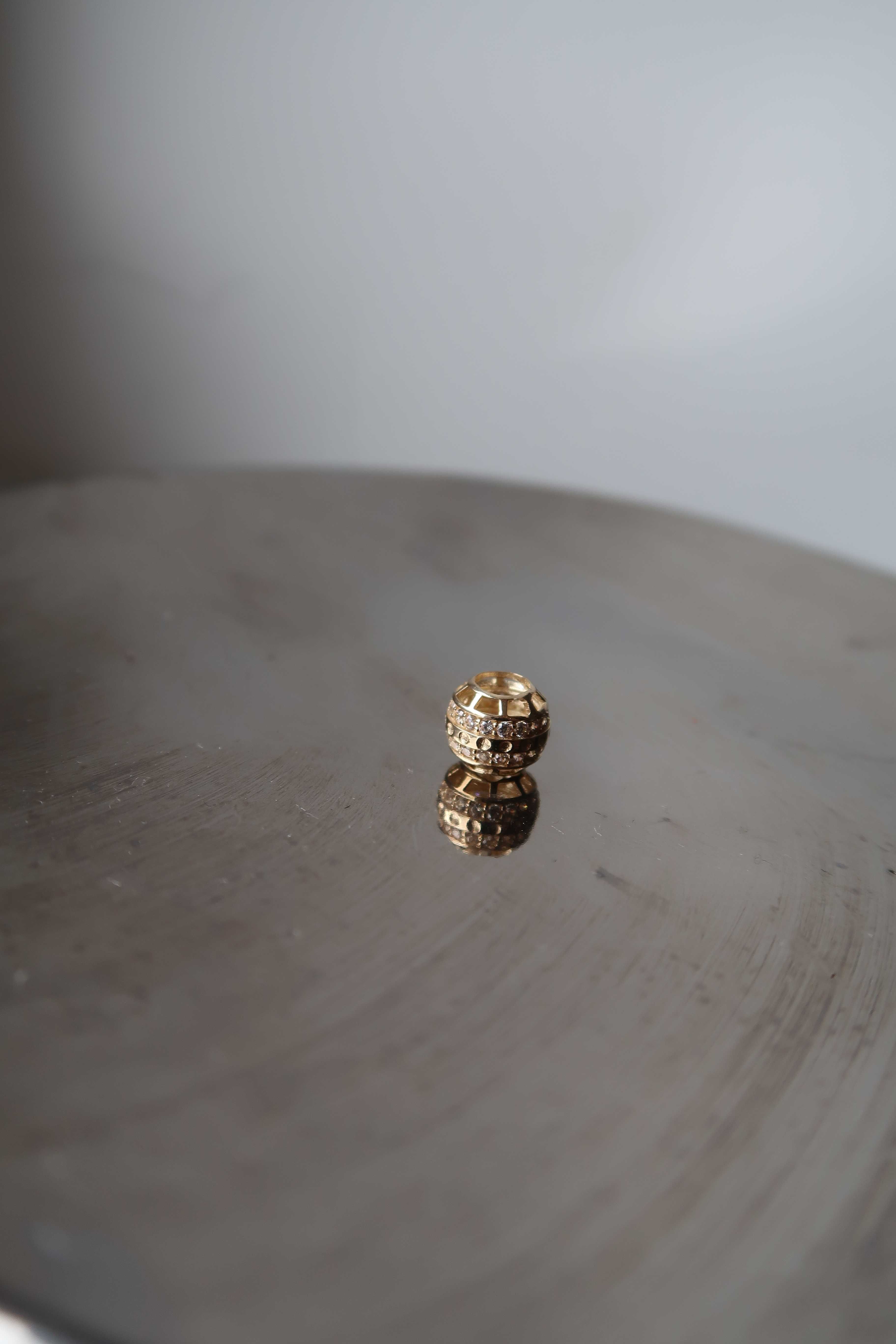 Złoty Charms "Pandora" Kulka | Próba Złota 585