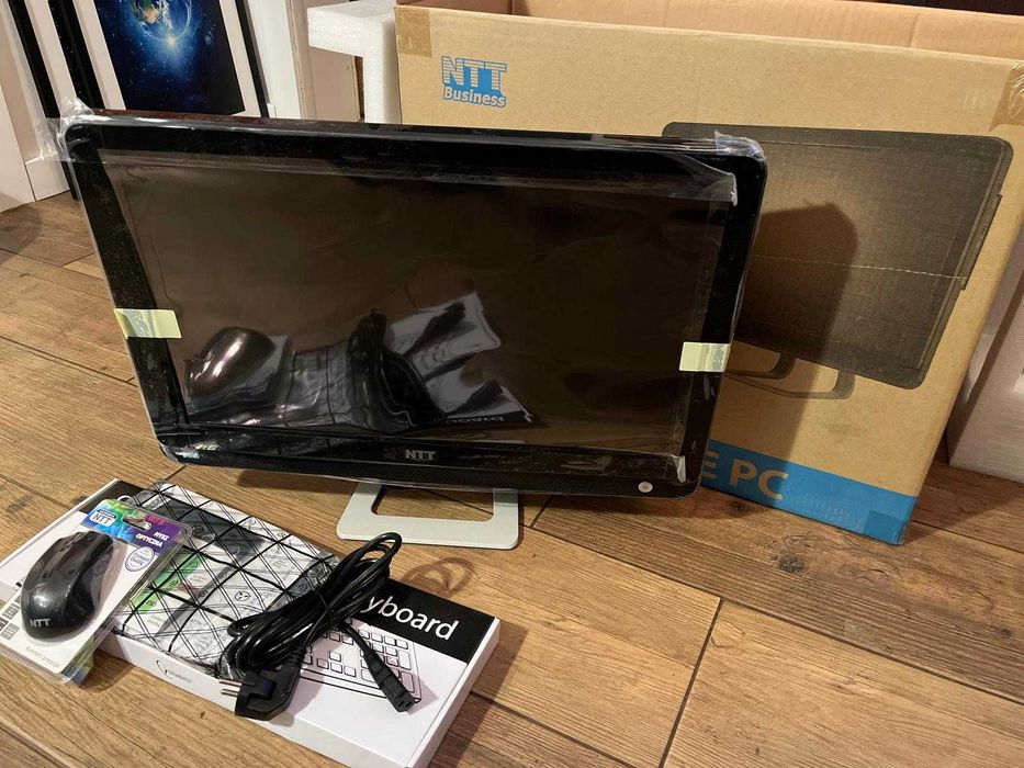 NOWY OKAZJA Komputer NTT All-in-One 21,5'' nowy i3-6100