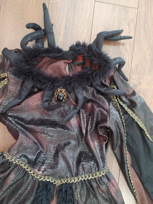 Przebranie halloween karnawałowe  na  122-128cm.