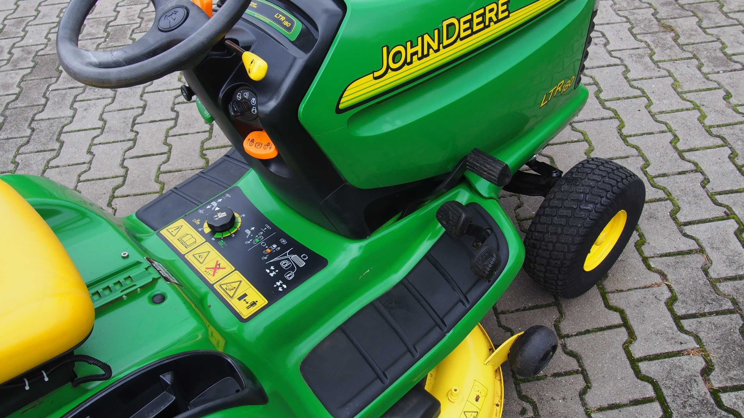 John deere LTr 180 Kawasaki V2 TRAKTOREK Kosiarka