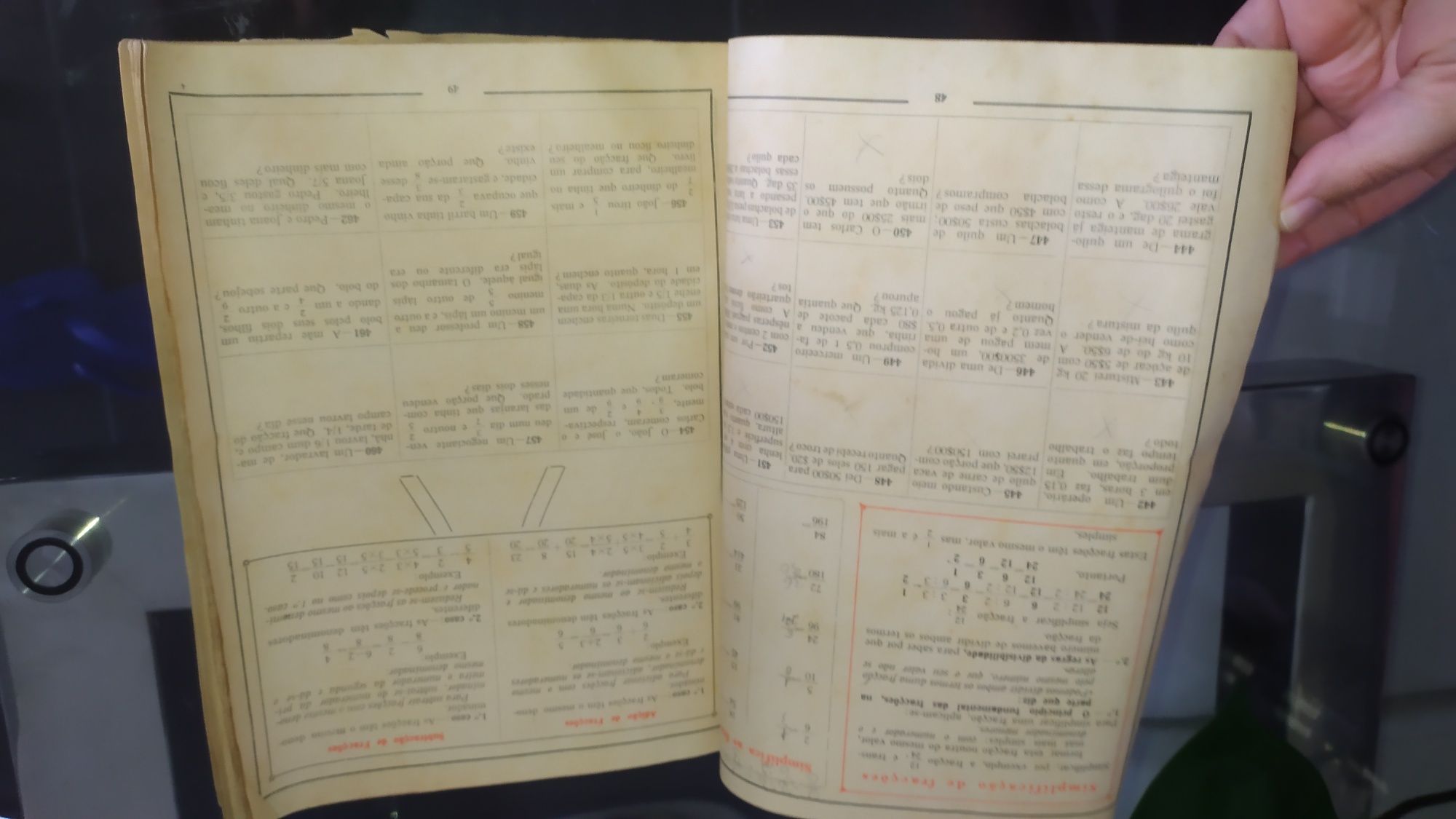 Manual antigo de matemática com mais de 70 anos